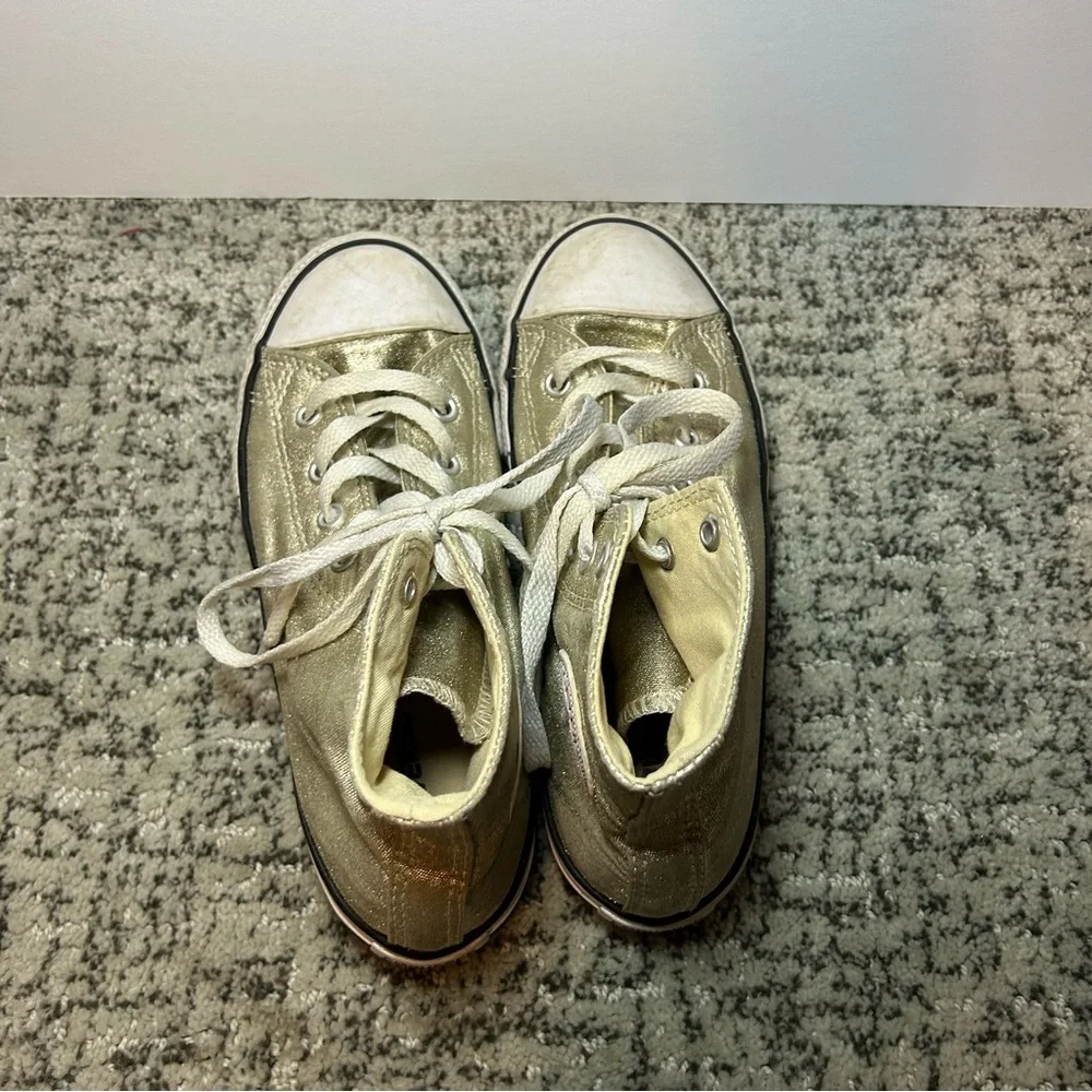 Converse Metallic Gold Vintage Hi-Top Sneakers Size 3 Kid’s